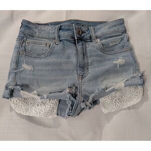 American Eagle SZ 0 Hi-Rise Shortie Lace Trim Distressed Denim Shorts Light Wash